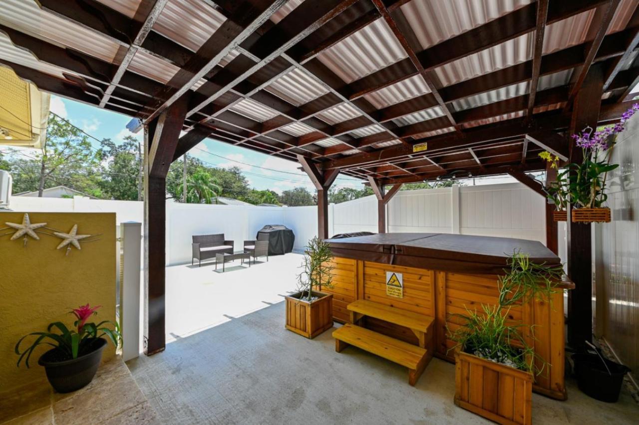 Paradise In Brandon With Luxurious 6 Person Spa Luaran gambar