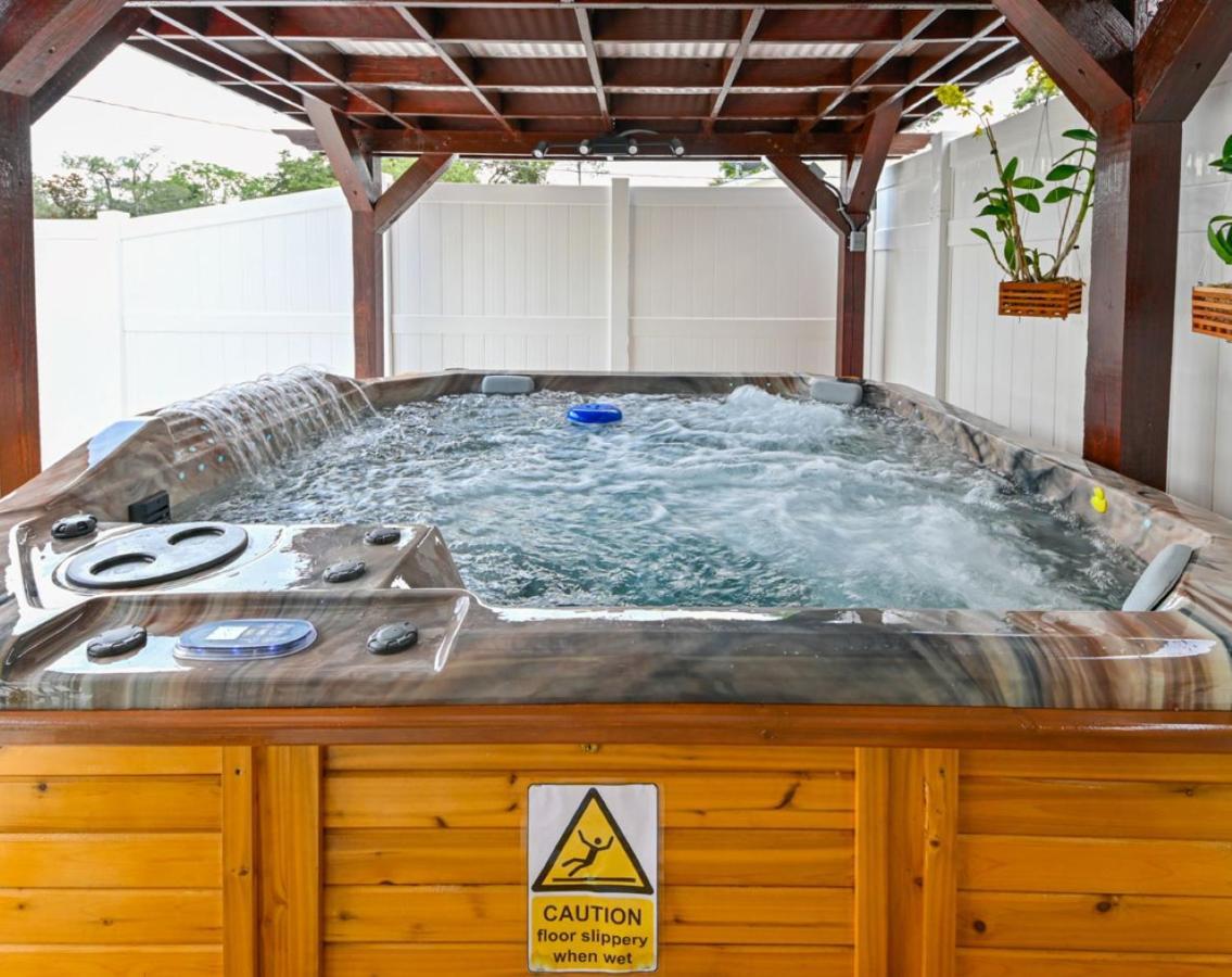 Paradise In Brandon With Luxurious 6 Person Spa Luaran gambar